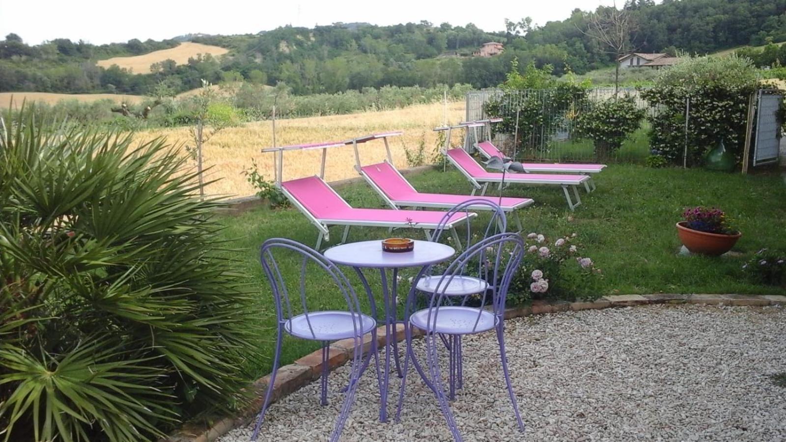 B&B Castellano Cerasolo Bagian luar foto
