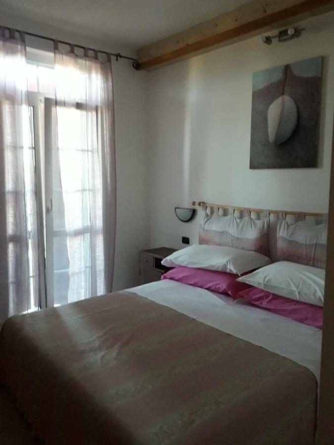 B&B Castellano Cerasolo Bagian luar foto
