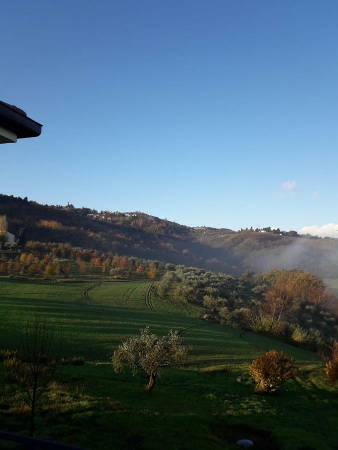 B&B Castellano Cerasolo Bagian luar foto